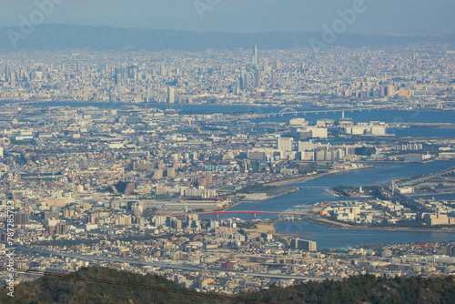 六甲山の展望台から見たビル群の都市景観