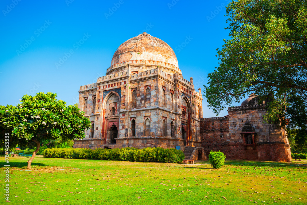 Bara Gumbad Mosque, Lodi Gardens, Delhi