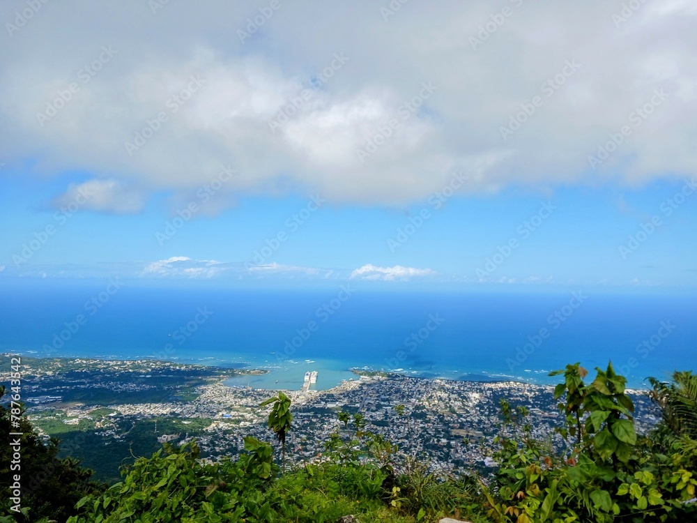 Obraz premium view from the sea