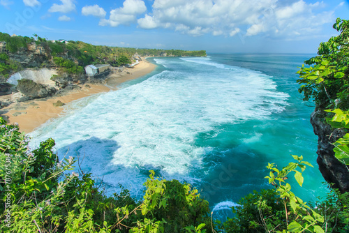 Fototapeta Naklejka Na Ścianę i Meble -  beautiful beach at Bali, Indonesia.