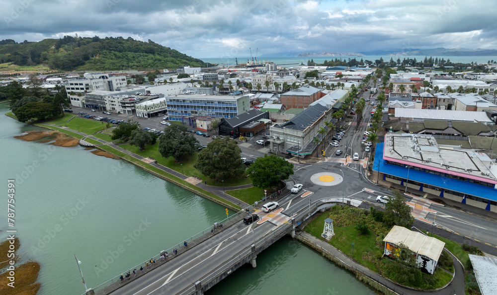 Obraz premium Aerial: Turanganui River and downtown Gisborne, New Zealand
