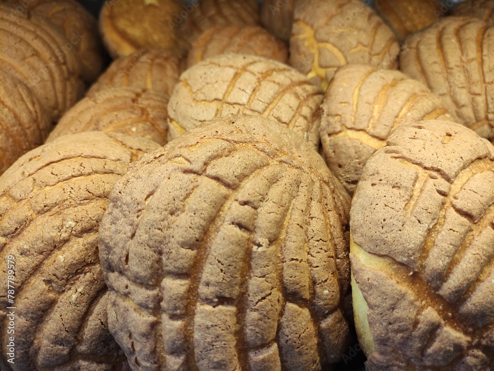 Traditional Mexican sweet bread made of chocolate,Pan dulce mexicano tradicional hecho de chocolate Traditional Mexican sweet bread made of chocolate,Pan dulce mexicano tradicional hecho de chocolate