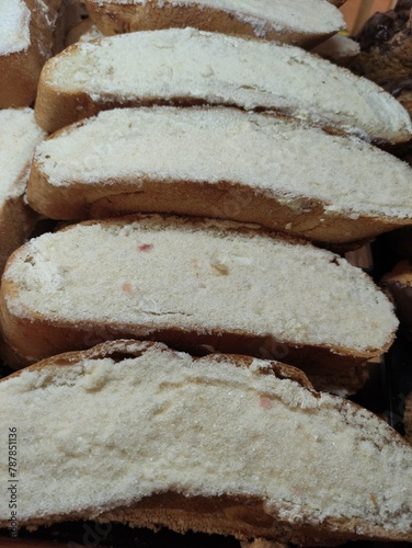 Sweet bread in a bakery, Pan dulce en una panadería 