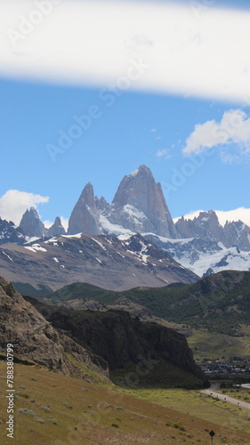 Landscape of the Argentine Patagonia with mountains, rivers, forests and lakes © Pancho Casagrande