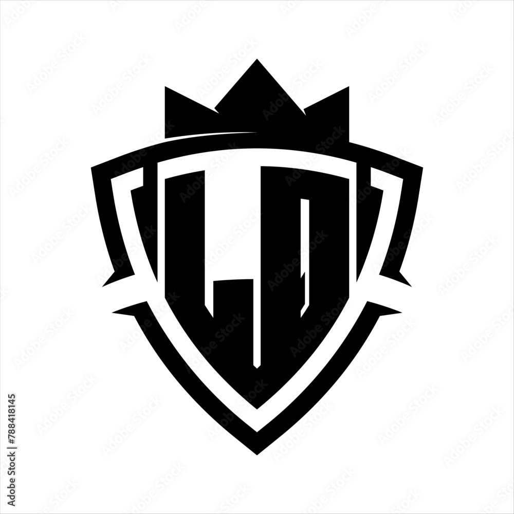Vecteur Stock LQ Letter bold monogram triangle curve shield shape with ...