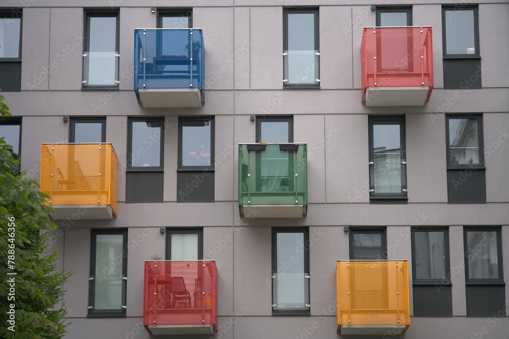 Kolorowe balkony