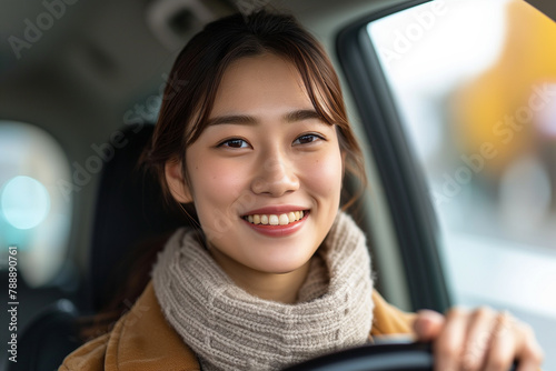 自動車を運転している女性「AI生成画像」