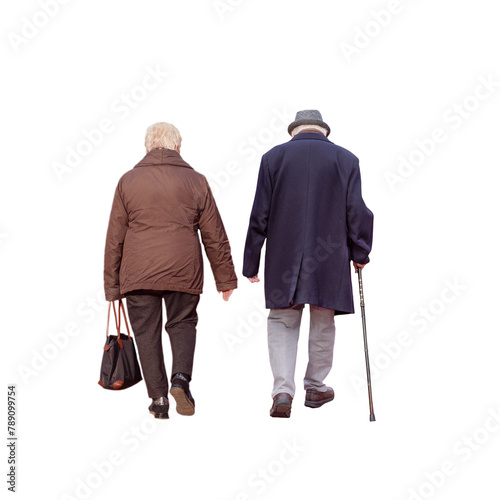 un homme et une femme âgés qui marchent côte à côte, vus de dos, saison automnale