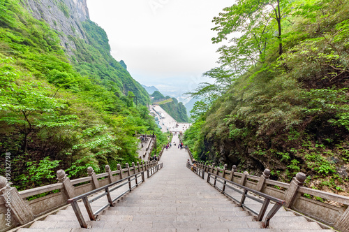 中国・張家界　天門山国家森林公園の天門洞の階段 photo