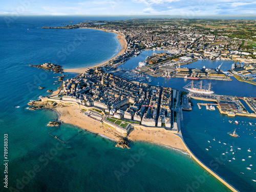 Vue aérienne de Saint-Malo en Bretagne, FranceAerial view of Saint Malo in Brittany, France photo