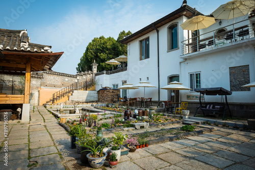 한국 서울 북촌한옥마을 전통건축 기와집 풍경