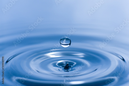 blue drop water , Liquid blue  water drop ripple background © Nattapol_Sritongcom