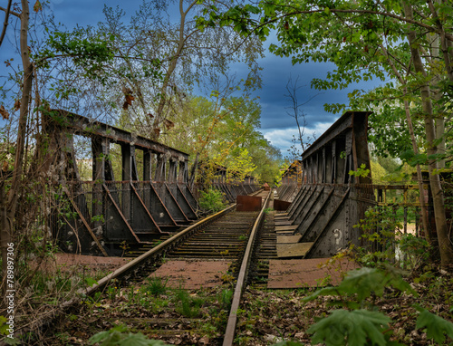 Stillgelegte Eisenbahnstrecke photo