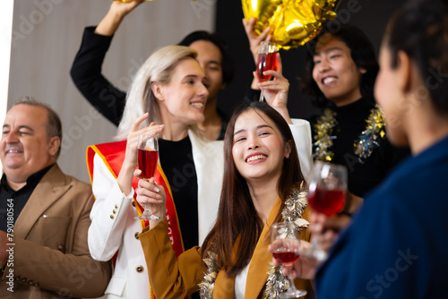 Canvas Print Business party and success celebration - Group of diverse business people colleagues or employees together drinking champagne at event party
