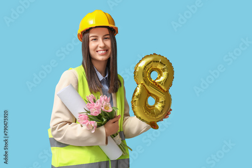 Female construction worker ...