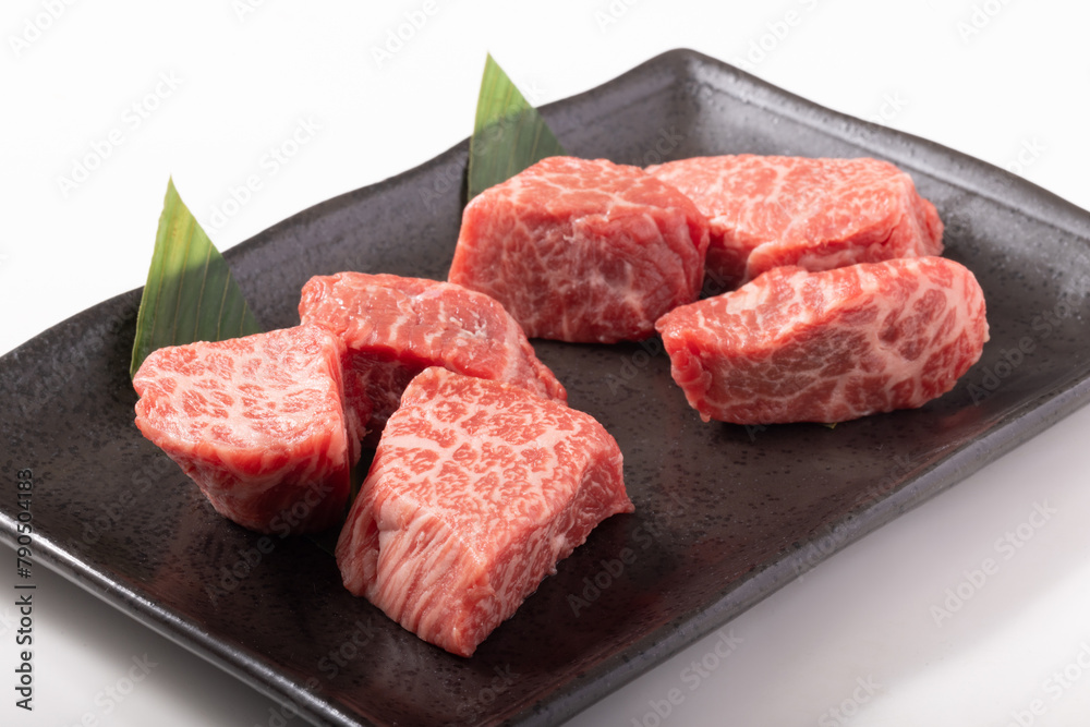 黒毛和牛 角切り(もも肉 肩肉)鹿児島県産 黒毛和牛 角切り(もも肉 肩肉)鹿児島県産