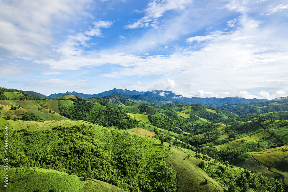 Fototapeta premium Beautiful sunlight and blue sky with cloud over the mountain of Thailand.