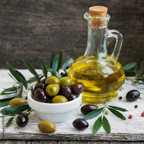 olive oil and olives