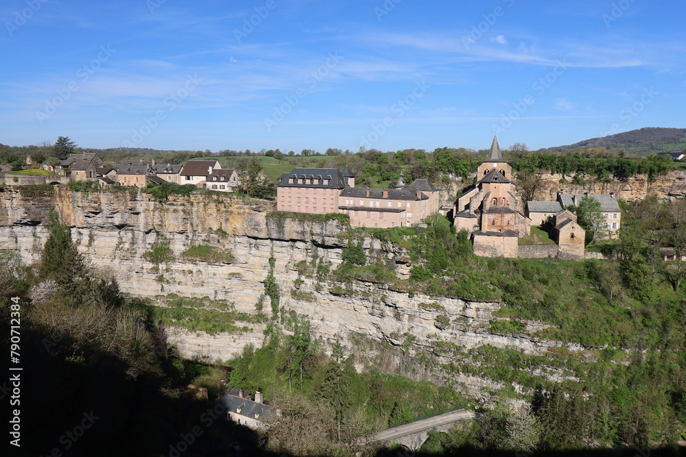 Le canyon de Bozouls, couramment appelé le trou de Bozouls, village de Bozouls, département de l'Aveyron, France