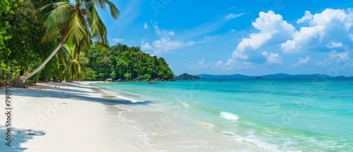 Tropical white sand beach © 효섭 이