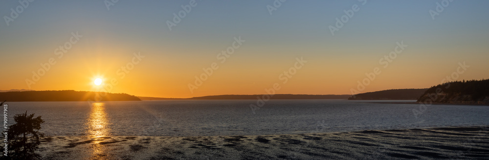 Sunset from Mabana Beach on Camano Island Washington Sunset from Mabana Beach on Camano Island Washington