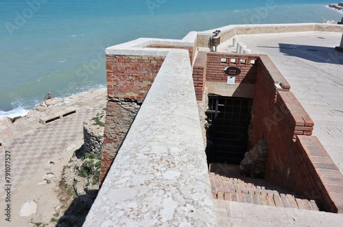 Termoli - Scalinata Tornola che dal borgo scende in Via dei Trabucchi