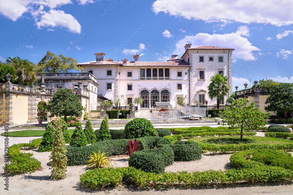 Bright sunny noon view of the garden and the main building of Villa Vizcaya Museum The Vizcaya Museum and Gardens is the early 20th-century Vizcaya estate also including extensive Italian Renaissance