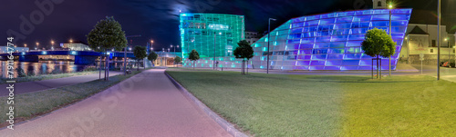 Panoramaaufnahme Linz Urfahr, Ars Electronica Center von aussen bei Nacht photo