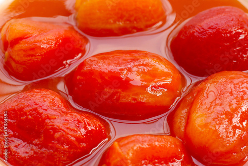 Canvas-taulu Whole peeled tomatoes in tomato juice