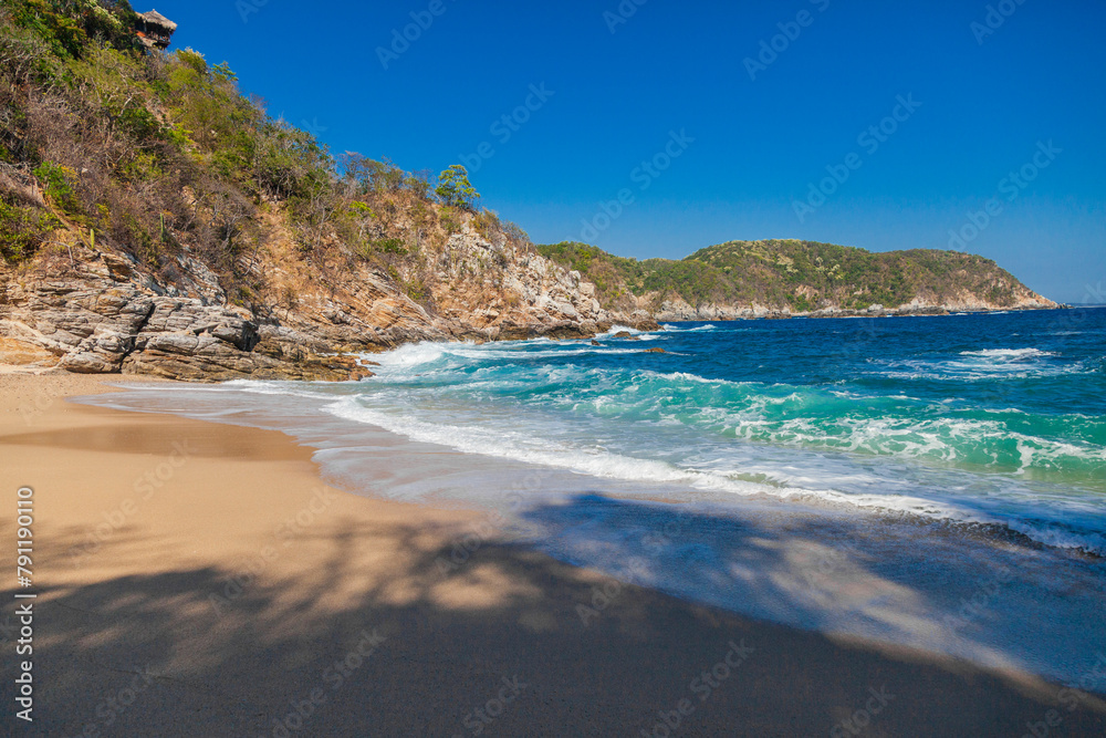 Playas y Paisajes de Puerto Ángel, Pochutla, Oaxaca, Mexico