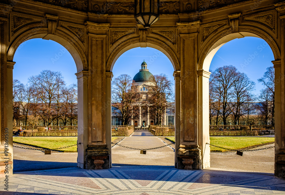 Fototapeta premium famous munich hofgarten - bavaria