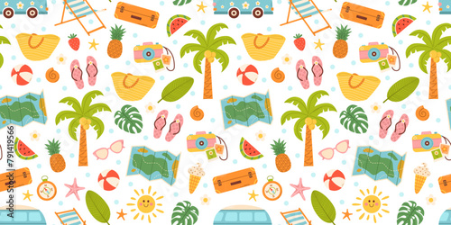 Cute summer beach elements. Vacation accessories for sea holidays. Hand drawn vector seamless pattern © Vetriya