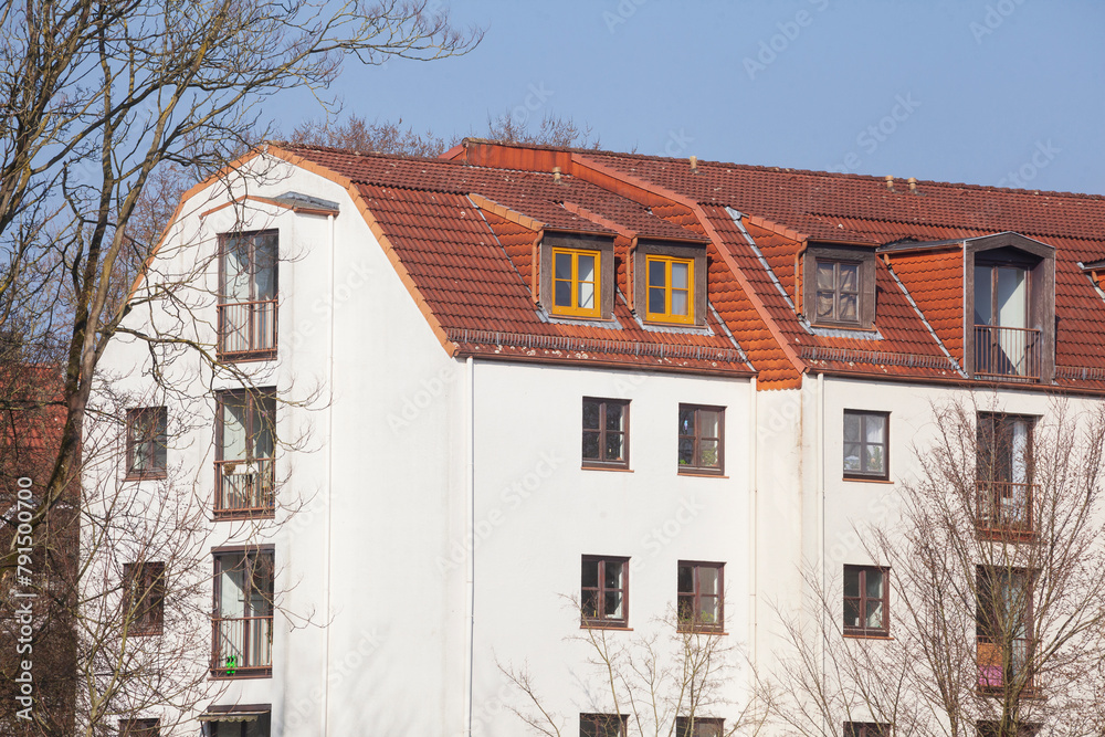 Moderne weiße Wohngebäude, Bremen, Deutschland Moderne weiße Wohngebäude, Bremen, Deutschland