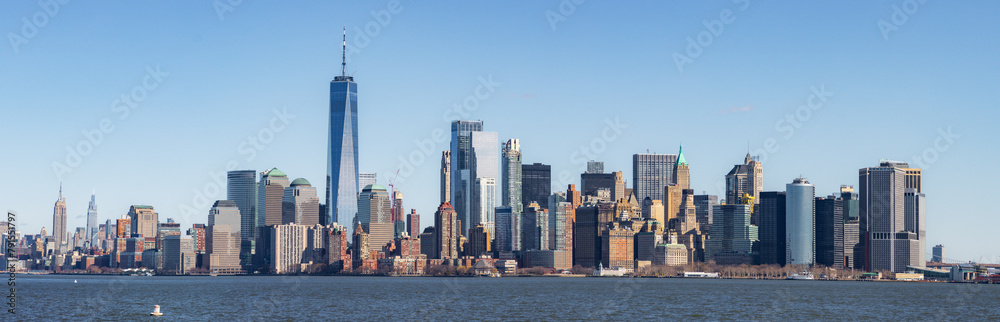 Naklejka premium Lower Manhattan skyline in New York City (USA)