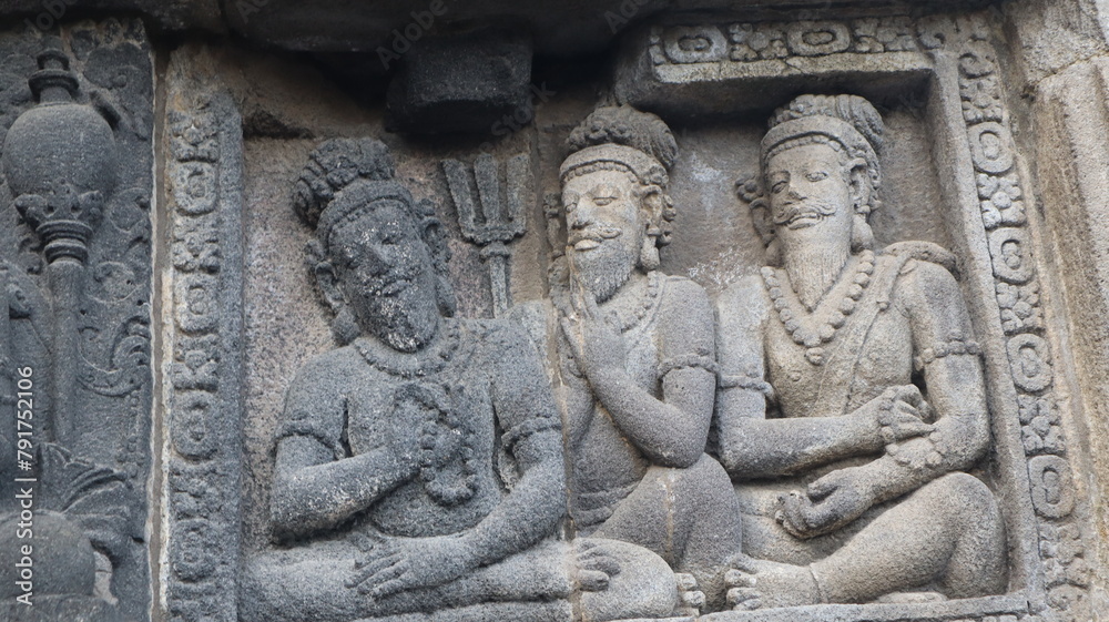 Carved temple statues in the ancient Prambanan temple complex Popular tourist destination. No one. Carved temple statues in the ancient Prambanan temple complex Popular tourist destination. No one.