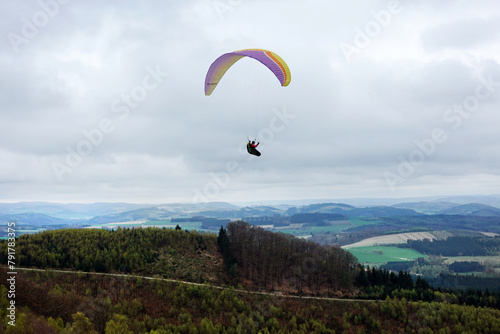 Paraglider Startplatz auf der Markshöhe - Oesterberge, Sauerland, NRW photo