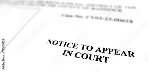 Valokuva Court Filing Legal Document Notice to Appear in Court