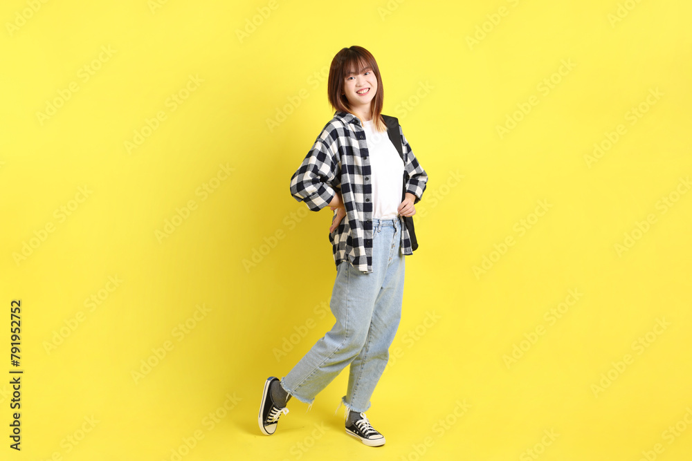 Fototapeta premium 20s female college student