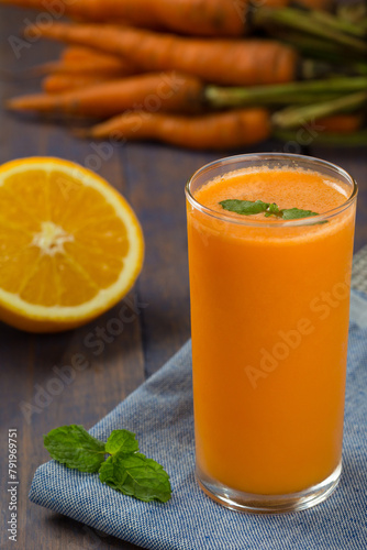 carrot juice and carrot