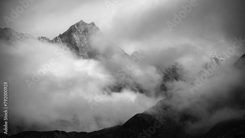 Erzhorn (2922m) in Arosa in Nebel (August 2023)