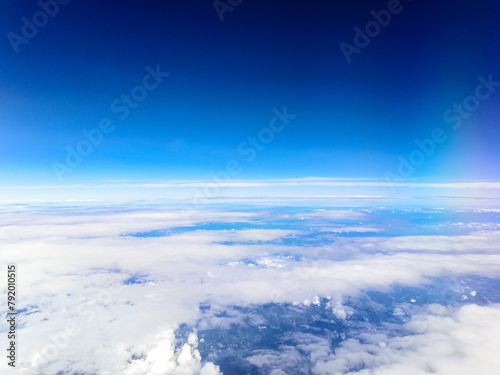 Fototapeta Naklejka Na Ścianę i Meble -  Flight-Sea of clouds seen from the plane