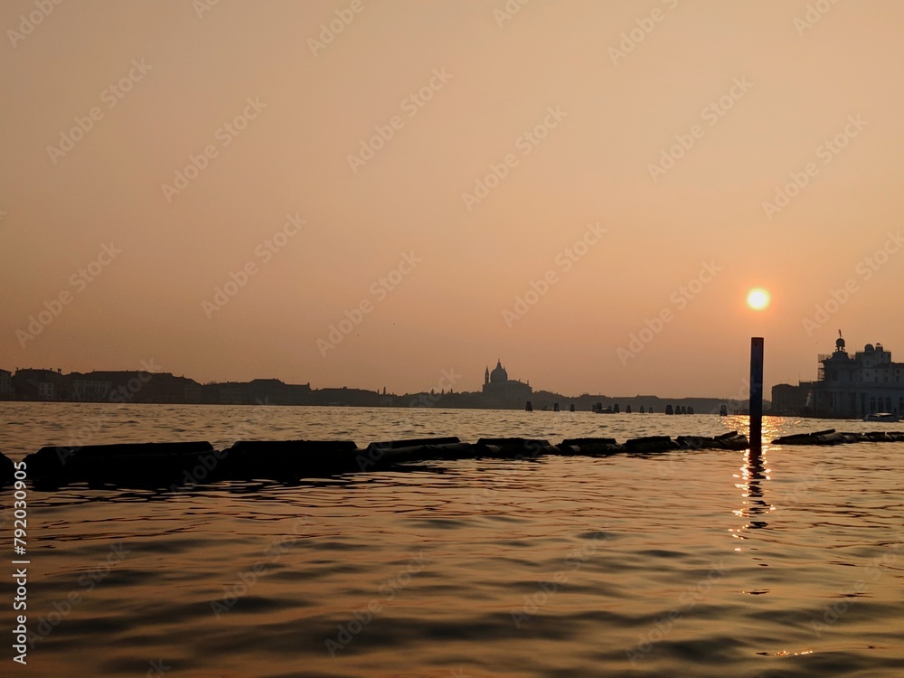 Naklejka premium Maker:S,Date:2017-9-20,Ver:6,Lens:Kan03,Act:Lar02,E-ve