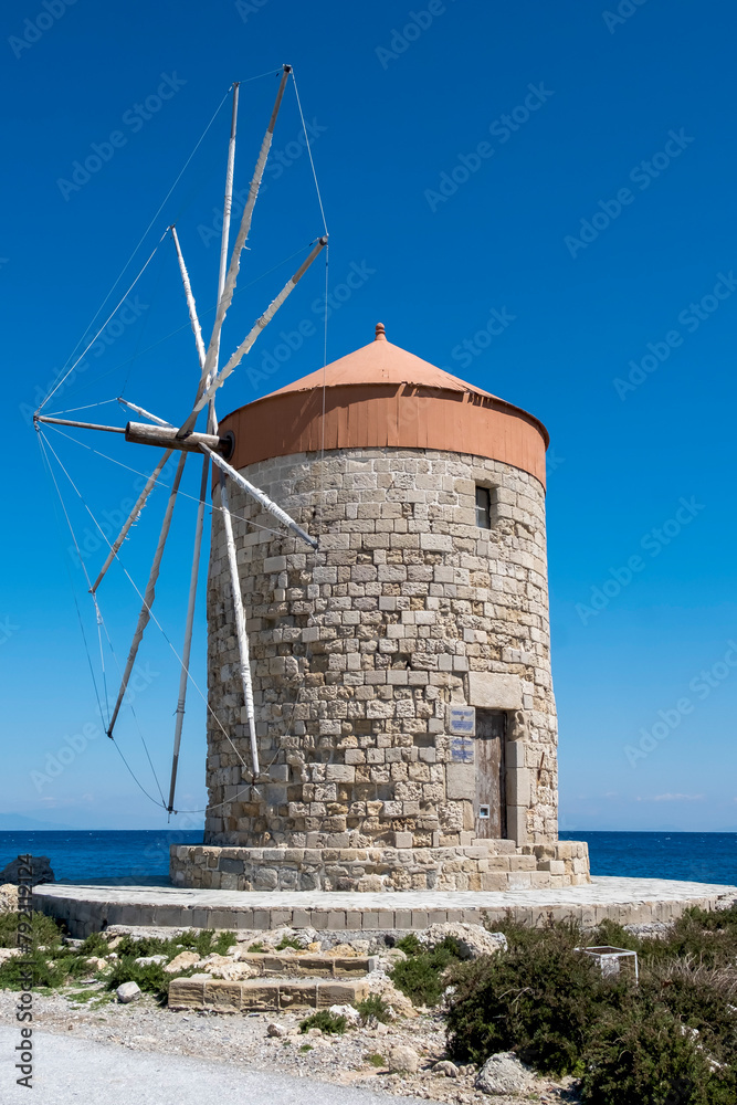 Windmühle am Mandraki Hafen, Rhodos