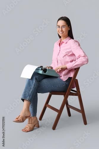 Happy young woman with vint...