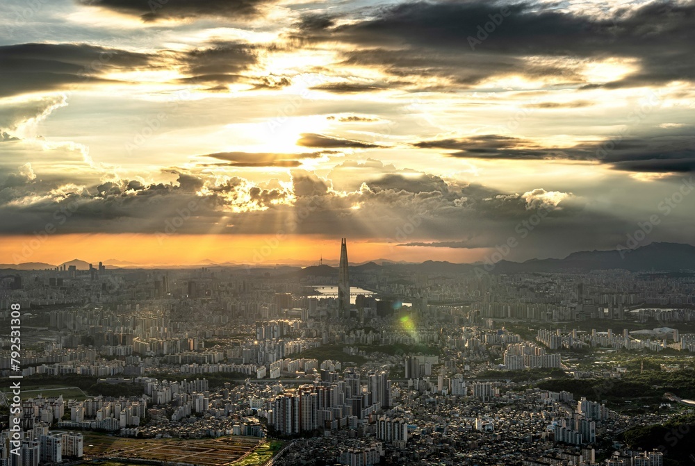 Cityscape seoul cloudy sky during beautiful sunrise south korea