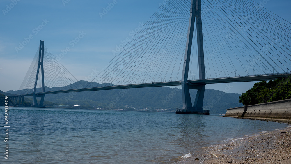 Fototapeta premium しまなみ海道の大三島と多々羅大橋