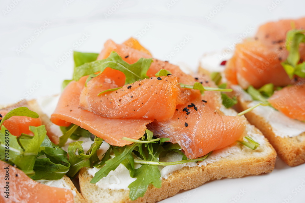 Smoked salmon, herbs and hollandaise sauce Smoked salmon, herbs and hollandaise sauce