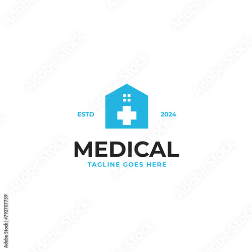 Medical home logo design illustration idea © Brandingasik