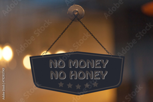 No money No honey sign © BreizhAtao