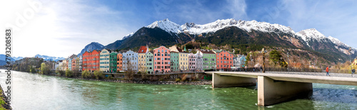 Innsbruck im Frühling, Alte Innbrücke und bunte Häuser von Mariahilf vor Nordkette in Österreich photo